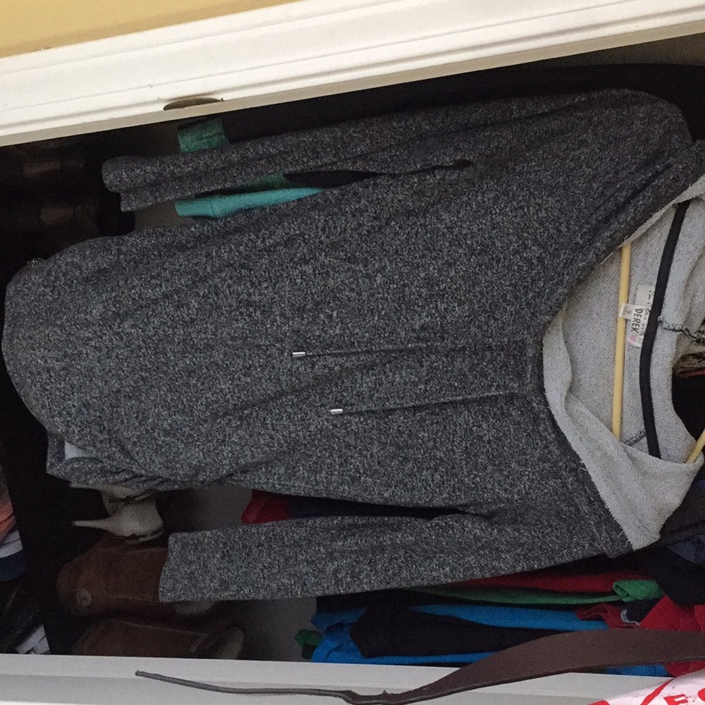 Sweat shirt